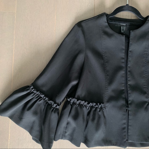 Forever 21 Black Bell Sleeve Blazer Jacket - Picture 2 of 5